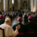 El papa León XIV instó a los obispos latinoamericanos a escuchar a los fieles y mantener unida a la Iglesia