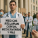 Protestan médicos por alimentos, medicinas, gusanos...