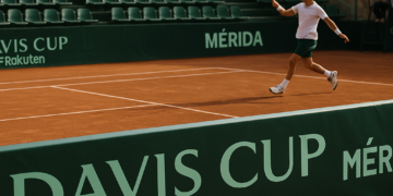 Mérida ha nacido para jugar la Copa Davis y da el primer punto ante Tabilo