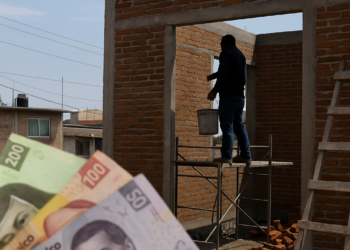 Mexicanos construyen su vivienda, pero el crédito sigue concentrado en comprarla