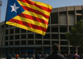 Laporta: "No hacemos política con el Barça, pero sí país"