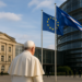 El Papa hace un llamamiento a la "paz y unidad de Europa" en el colofón de su viaje apostólico a Francia