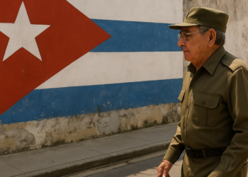 Reaparece Raúl Castro tras rumores de su salud