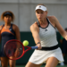 Rybakina pasa por encima de Osaka y está a un triunfo del número 1 WTA