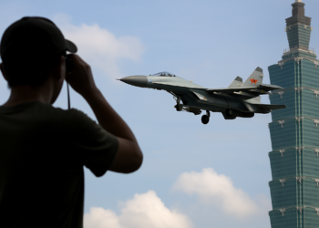 Taiwán denunció la incursión de 15 aviones de guerra del régimen chino a una semana de la cumbre entre Donald Trump y Xi Jinping