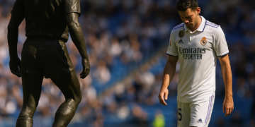 Valdano retrata la primera derrota del Madrid de Mourinho