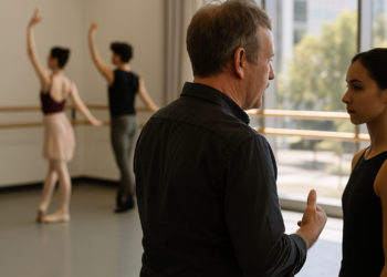 Houston Ballet. Photo by Sebastien Mathe