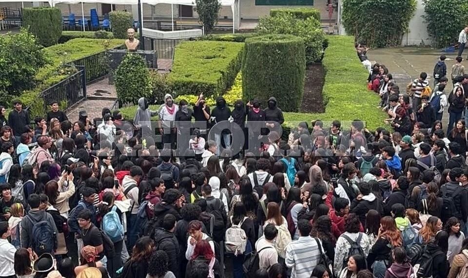 Deja riña un estudiante herido en Prepa 1 de la UNAM