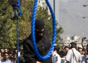 El régimen de Irán condenó a muerte a 106 personas desde las protestas de enero