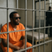 Una vida llena de lujos para Sean 'Diddy' Combs en prisión: presos que le hacen la comida, le dan masajes y con los que se va de copas