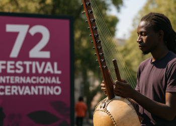 Momi Maiga, 72 generaciones de músicos y 22 cuerdas viajan al Cervantino