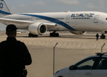 Netanyahu ordena revisar seguridad de vuelos a Israel tras incidente en avión de Flydubai