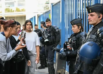 Las protestas juveniles y los bloqueos de institutos dejan más de 600 detenidos en Francia